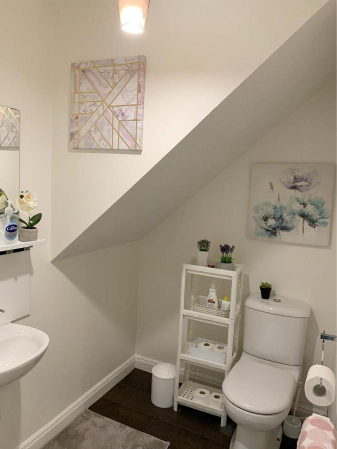 Spacious And Amazing 4 Bedroom Detached House Manchester Zewnętrze zdjęcie